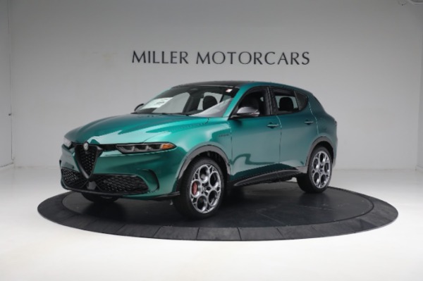 New 2024 Alfa Romeo Tonale Veloce for sale $58,840 at McLaren Greenwich in Greenwich CT 06830 3
