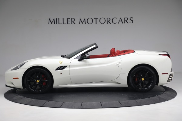 Used 2014 Ferrari California for sale $134,900 at McLaren Greenwich in Greenwich CT 06830 3