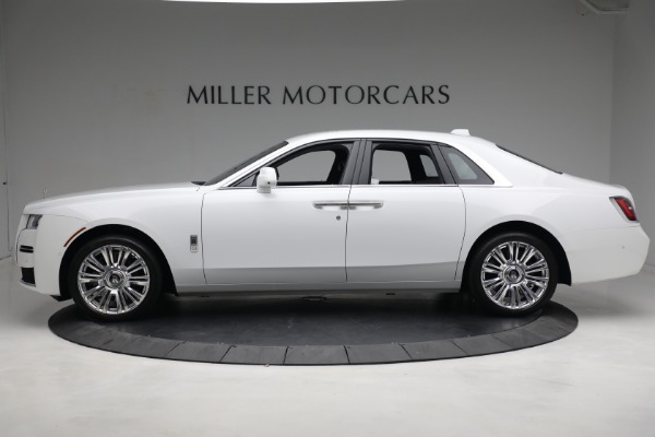 Used 2022 Rolls-Royce Ghost for sale $295,900 at McLaren Greenwich in Greenwich CT 06830 3