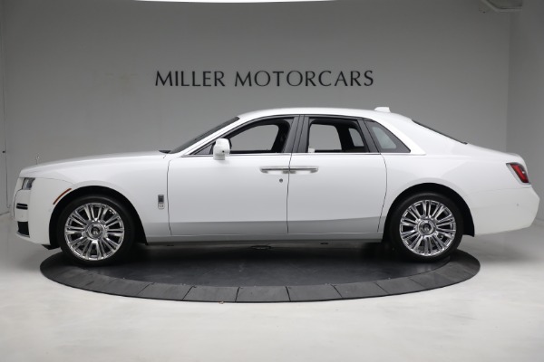 Used 2022 Rolls-Royce Ghost for sale $299,900 at McLaren Greenwich in Greenwich CT 06830 3
