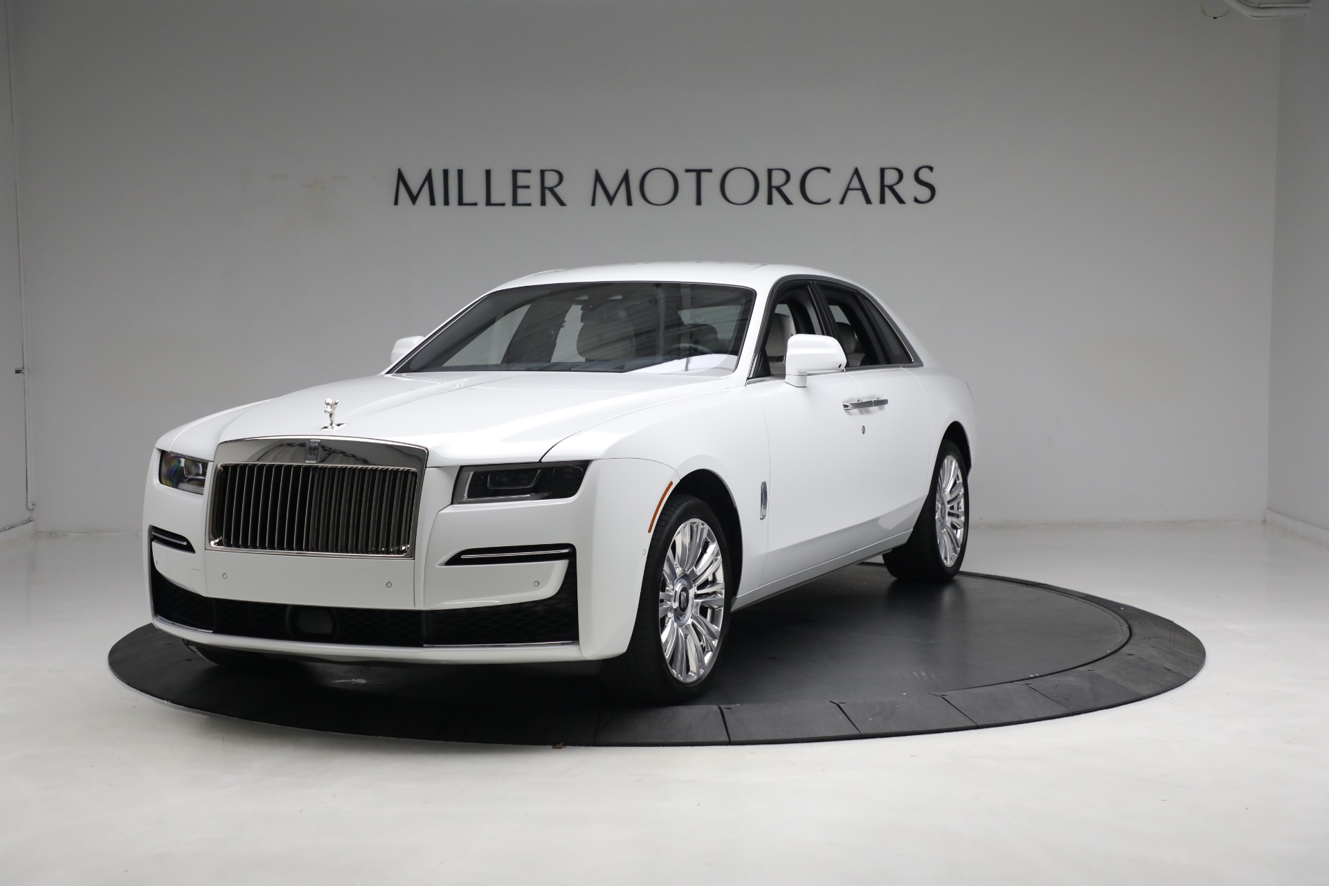Used 2022 Rolls-Royce Ghost for sale $299,900 at McLaren Greenwich in Greenwich CT 06830 1