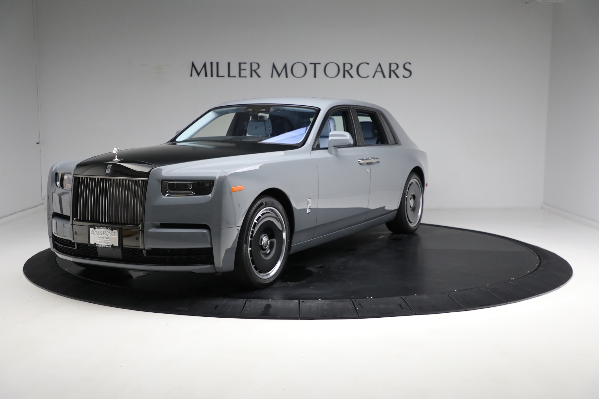 New 2024 Rolls-Royce Phantom for sale Sold at McLaren Greenwich in Greenwich CT 06830 1