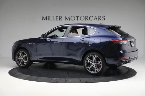 Used 2022 Maserati Levante Modena for sale Sold at McLaren Greenwich in Greenwich CT 06830 4