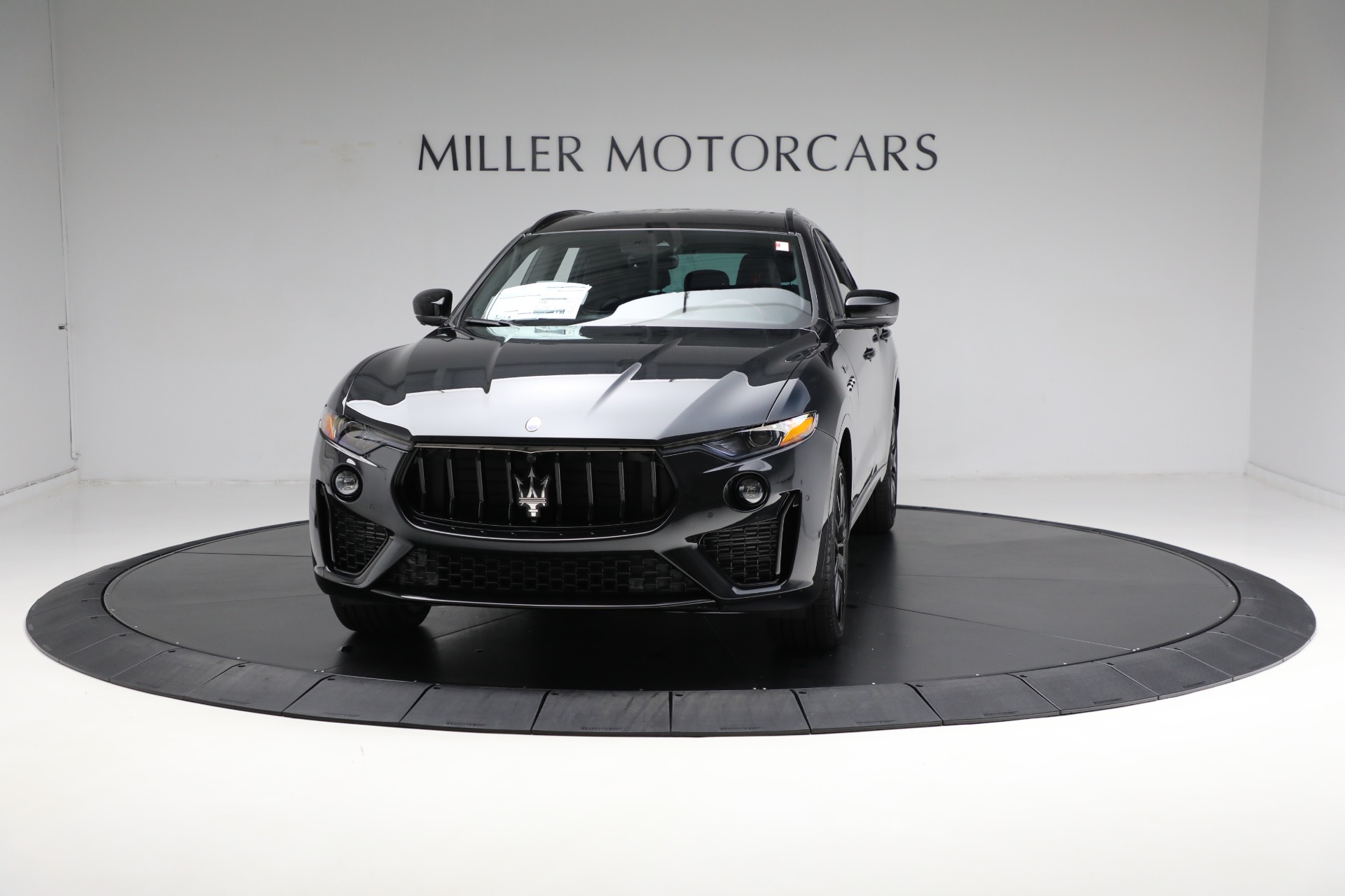 New 2024 Maserati Levante Modena for sale $120,595 at McLaren Greenwich in Greenwich CT 06830 1
