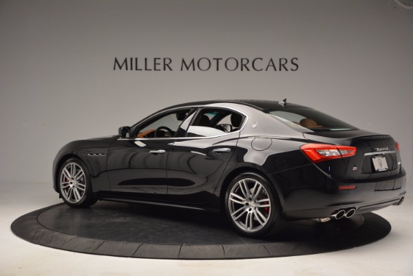 Used 2017 Maserati Ghibli S Q4 for sale Sold at McLaren Greenwich in Greenwich CT 06830 4