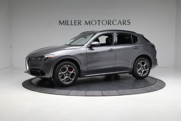 New 2024 Alfa Romeo Stelvio Ti for sale $53,330 at McLaren Greenwich in Greenwich CT 06830 3