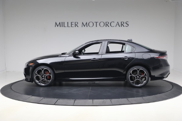 Used 2024 Alfa Romeo Giulia Veloce for sale Call for price at McLaren Greenwich in Greenwich CT 06830 3