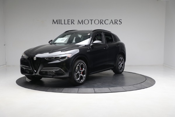 New 2024 Alfa Romeo Stelvio Veloce for sale $57,305 at McLaren Greenwich in Greenwich CT 06830 2