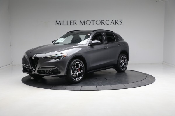 New 2024 Alfa Romeo Stelvio Veloce for sale $56,605 at McLaren Greenwich in Greenwich CT 06830 2