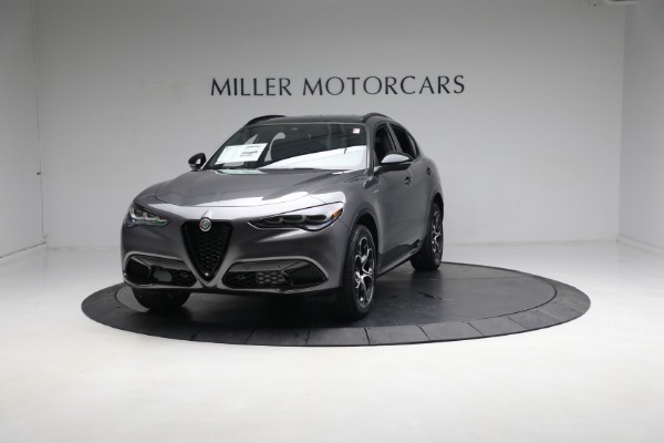New 2024 Alfa Romeo Stelvio Veloce for sale $56,605 at McLaren Greenwich in Greenwich CT 06830 1