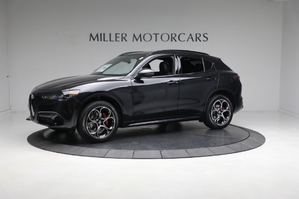 New 2024 Alfa Romeo Stelvio Veloce for sale $57,305 at McLaren Greenwich in Greenwich CT 06830 3