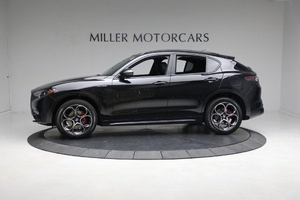 New 2024 Alfa Romeo Stelvio Veloce for sale $57,305 at McLaren Greenwich in Greenwich CT 06830 4