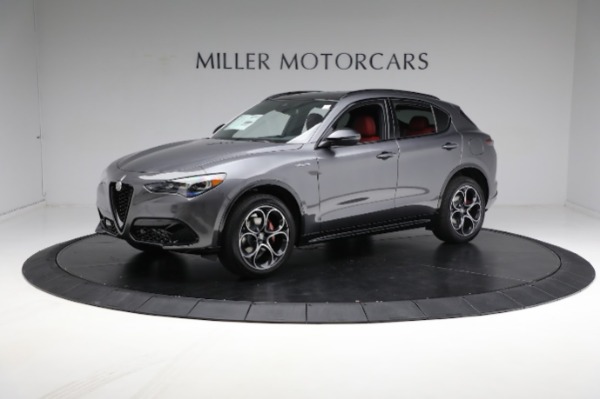 New 2024 Alfa Romeo Stelvio Veloce for sale $58,055 at McLaren Greenwich in Greenwich CT 06830 4