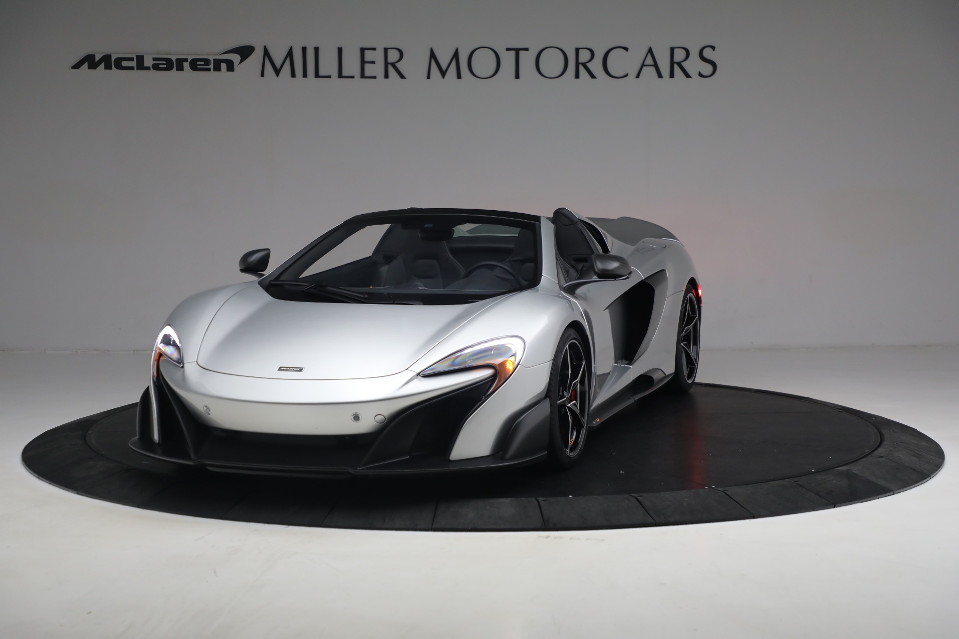 Used 2016 McLaren 675LT Spider for sale Sold at McLaren Greenwich in Greenwich CT 06830 1