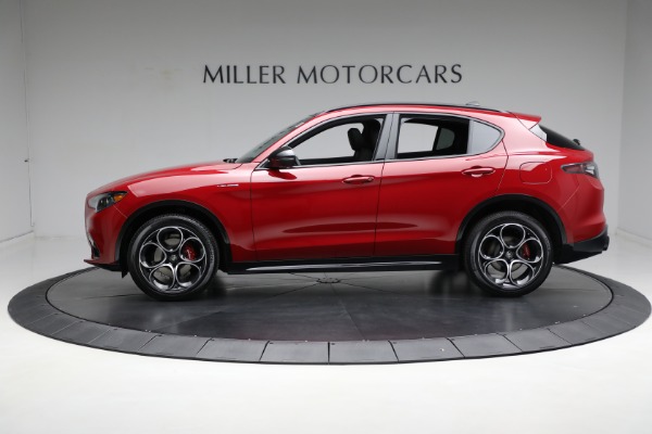 New 2024 Alfa Romeo Stelvio Veloce for sale $56,445 at McLaren Greenwich in Greenwich CT 06830 4