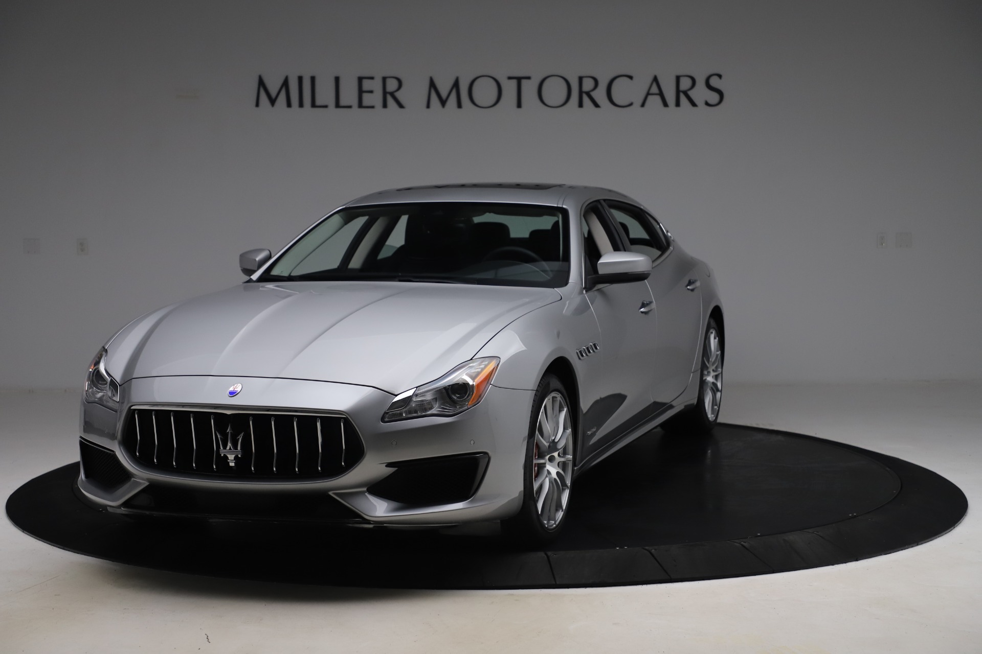 Used 2017 Maserati Quattroporte S Q4 GranSport for sale Sold at McLaren Greenwich in Greenwich CT 06830 1