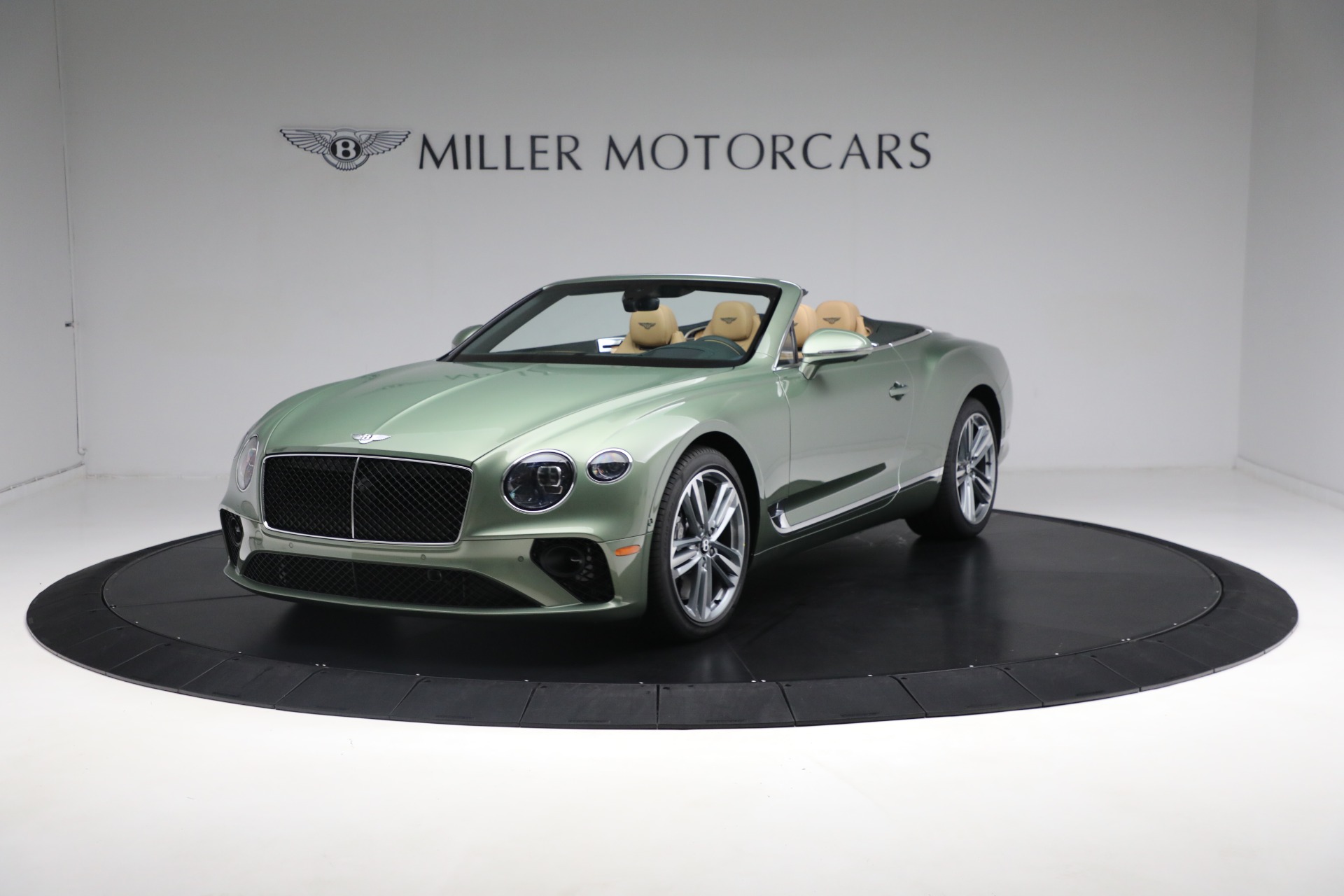 New 2024 Bentley Continental GTC V8 for sale $269,900 at McLaren Greenwich in Greenwich CT 06830 1