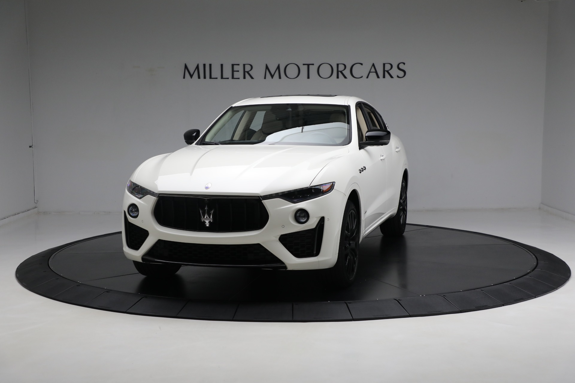 Used 2020 Maserati Levante GranSport for sale $50,900 at McLaren Greenwich in Greenwich CT 06830 1