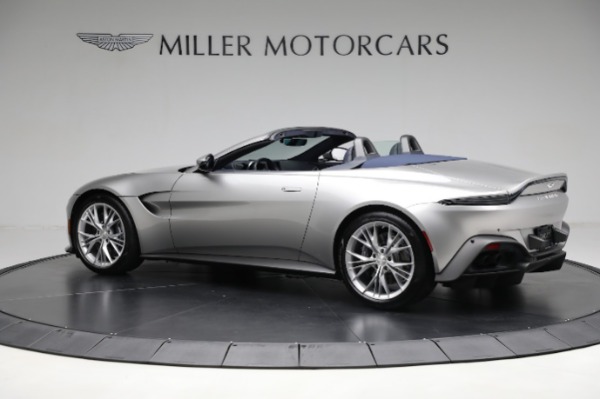 Used 2022 Aston Martin Vantage for sale $145,900 at McLaren Greenwich in Greenwich CT 06830 3