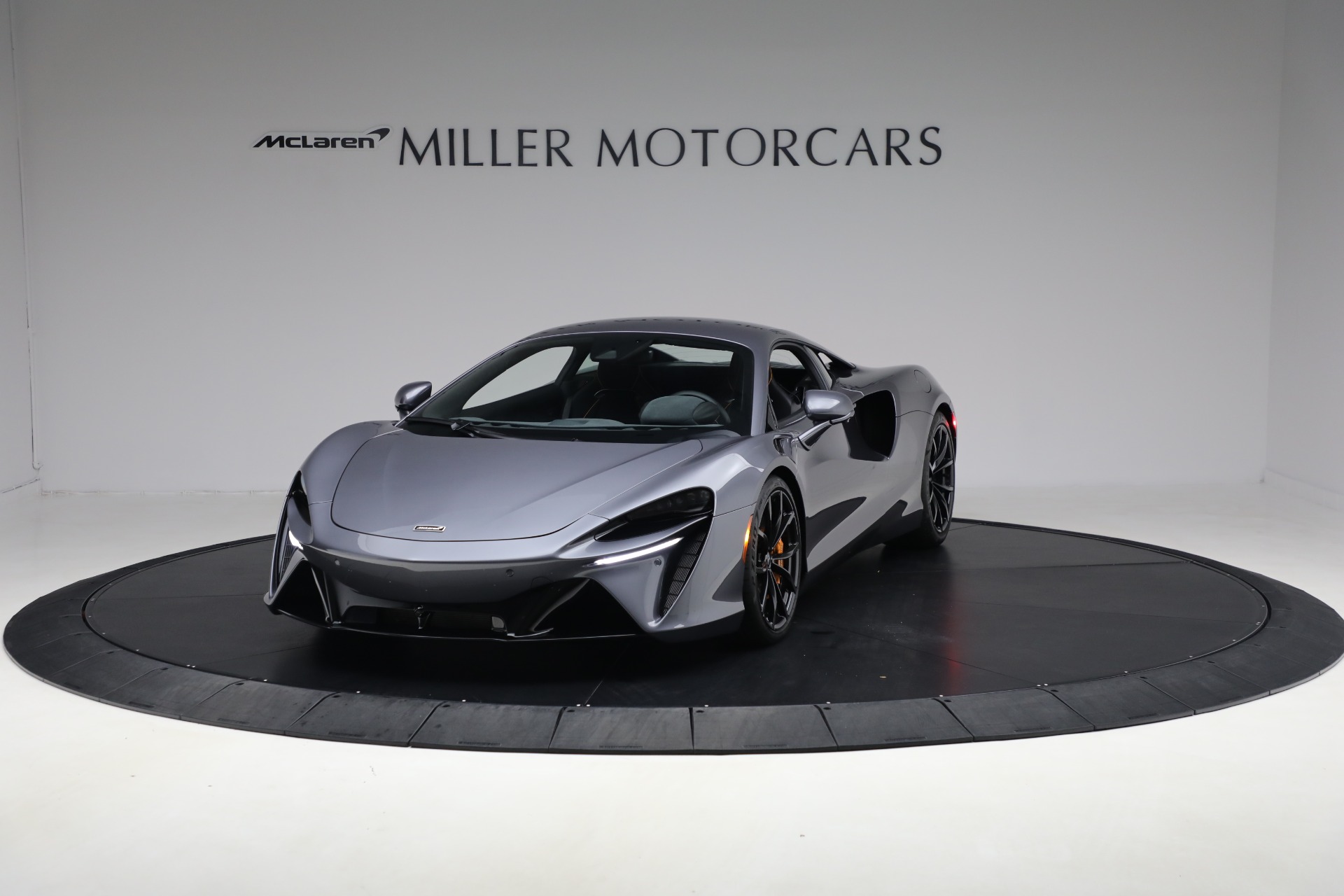 【美品】 TSM McLaren Artura 1/43 グレー 1/43 TSM McLaren Artura Spider (Tanzanite Blue) Car Model