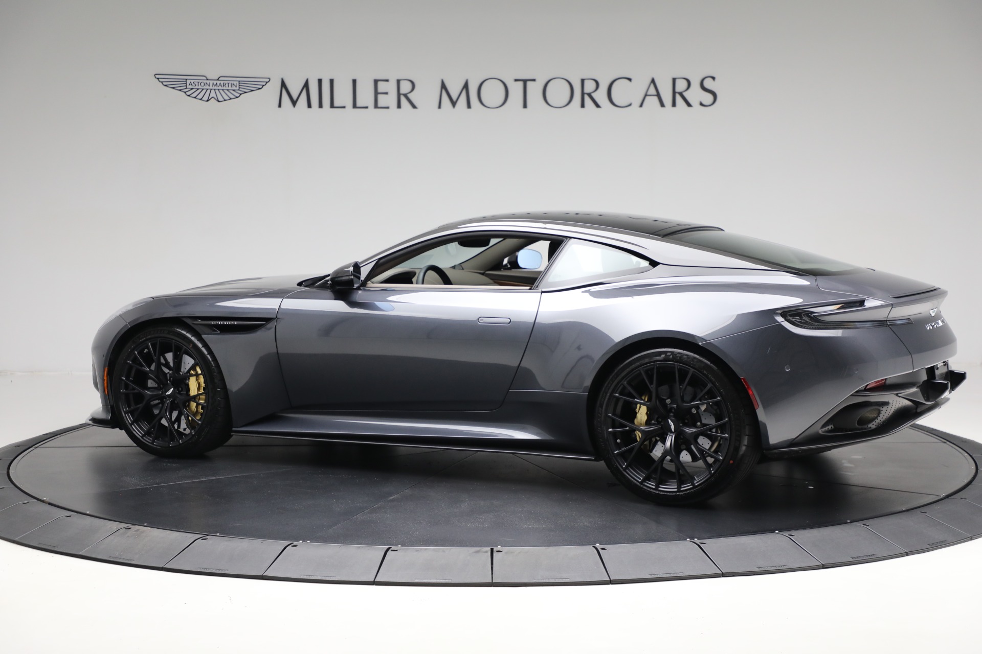 New 2024 Aston Martin DB12 V8 For Sale (Special Pricing) | McLaren