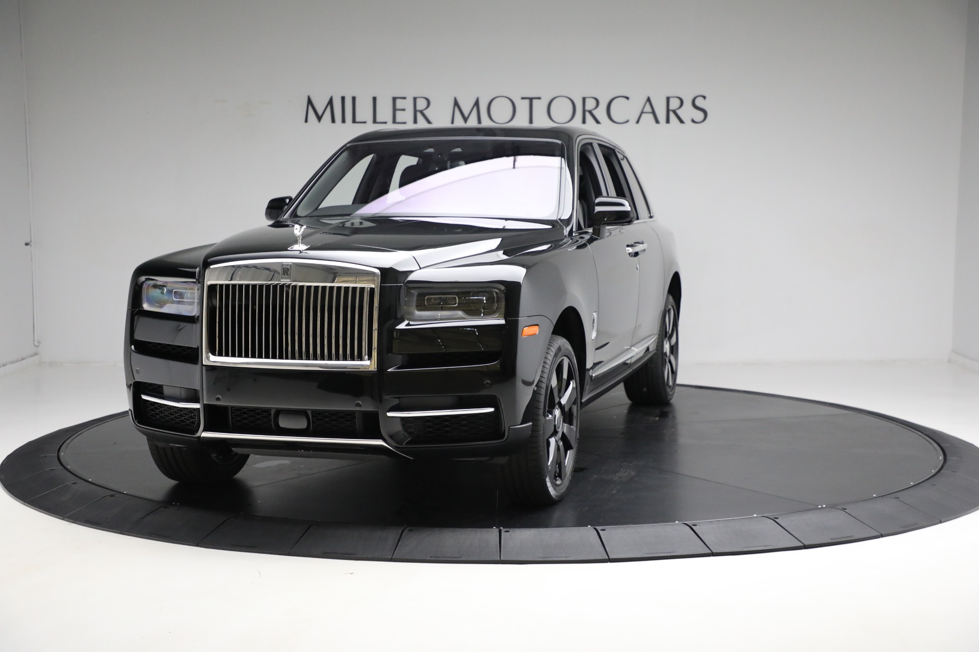 New 2024 Rolls-Royce Cullinan for sale Sold at McLaren Greenwich in Greenwich CT 06830 1