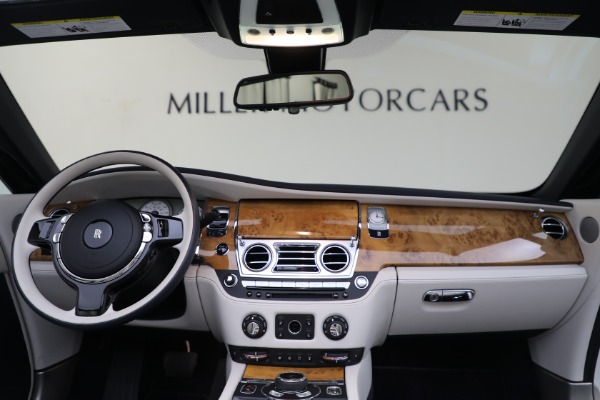 Used 2017 Rolls-Royce Dawn for sale Sold at McLaren Greenwich in Greenwich CT 06830 4