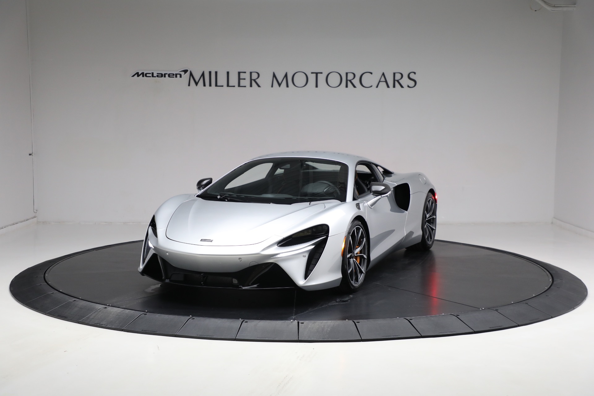 New 2024 McLaren Artura TechLux for sale Call for price at McLaren Greenwich in Greenwich CT 06830 1