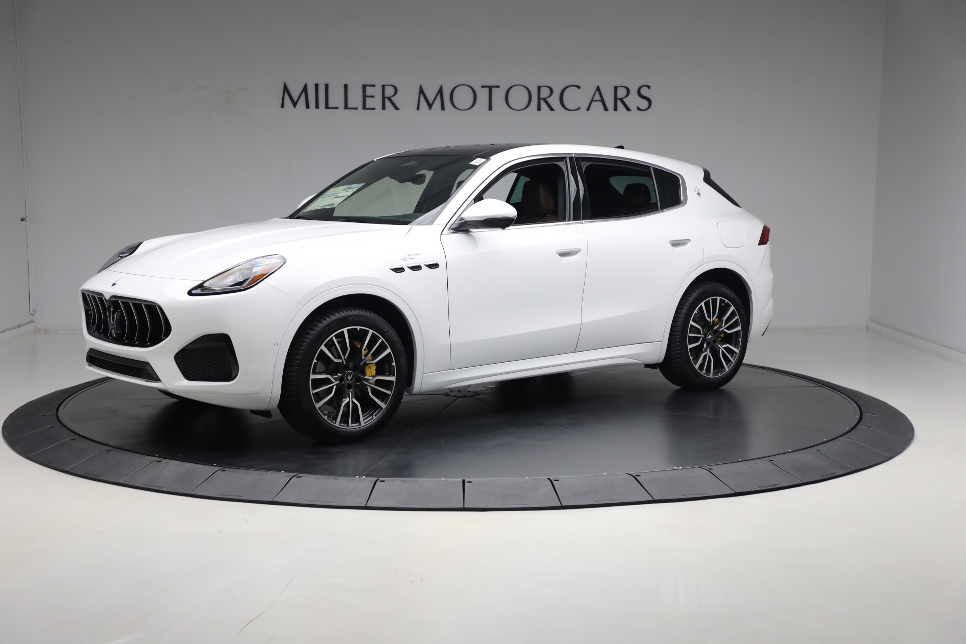 New 2024 Maserati Grecale GT for sale Sold at McLaren Greenwich in Greenwich CT 06830 1