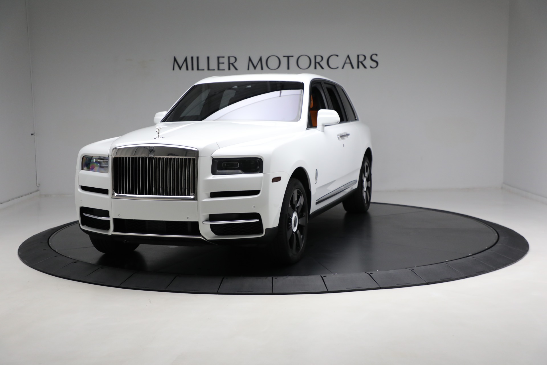 Used 2022 Rolls-Royce Cullinan for sale Sold at McLaren Greenwich in Greenwich CT 06830 1