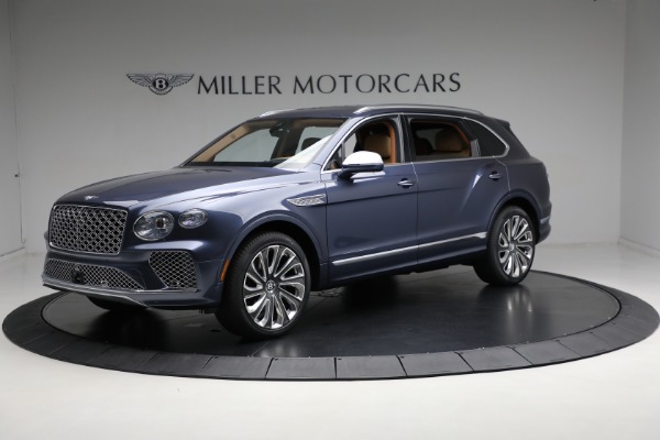 New 2024 Bentley Bentayga EWB Mulliner V8 for sale $344,080 at McLaren Greenwich in Greenwich CT 06830 2