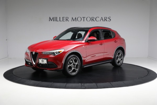 Used 2022 Alfa Romeo Stelvio Ti for sale $35,900 at McLaren Greenwich in Greenwich CT 06830 4