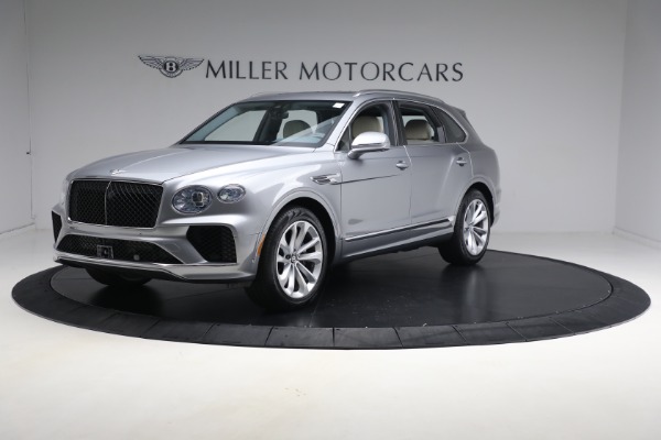 New 2024 Bentley Bentayga V8 for sale $234,190 at McLaren Greenwich in Greenwich CT 06830 2