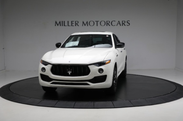 New 2024 Maserati Levante GT Ultima for sale $103,495 at McLaren Greenwich in Greenwich CT 06830 2