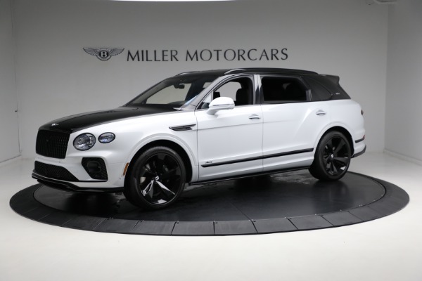 New 2023 Bentley Bentayga EWB Azure V8 First Edition for sale $269,900 at McLaren Greenwich in Greenwich CT 06830 2
