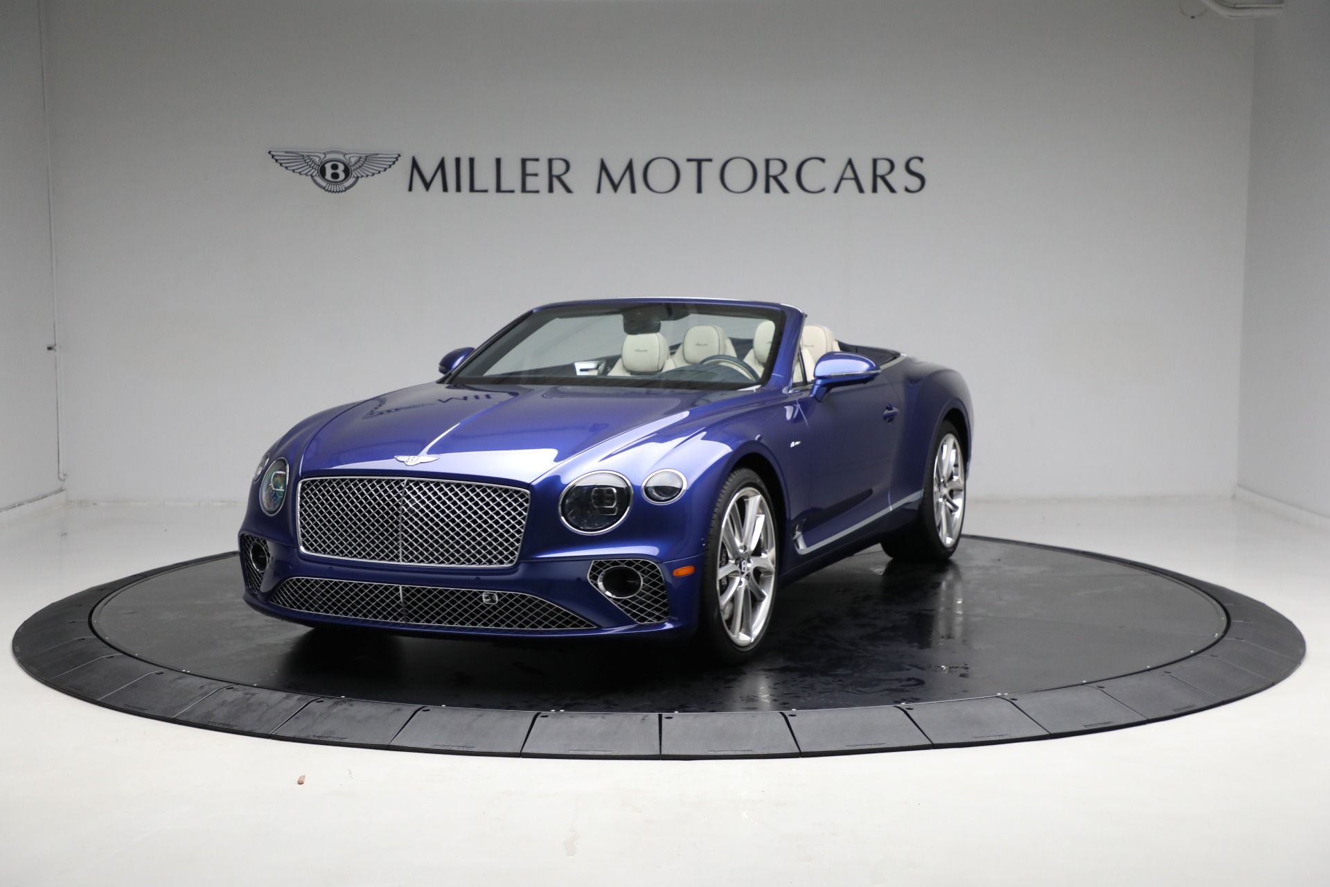Used 2023 Bentley Continental GTC Azure V8 for sale Sold at McLaren Greenwich in Greenwich CT 06830 1