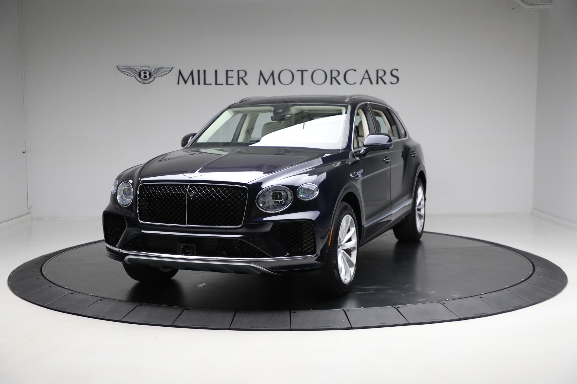 New 2024 Bentley Bentayga EWB V8 for sale Sold at McLaren Greenwich in Greenwich CT 06830 1