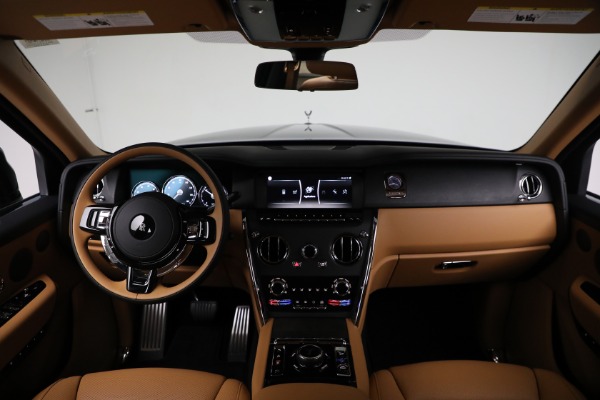 Used 2024 Rolls-Royce Cullinan for sale $329,900 at McLaren Greenwich in Greenwich CT 06830 4