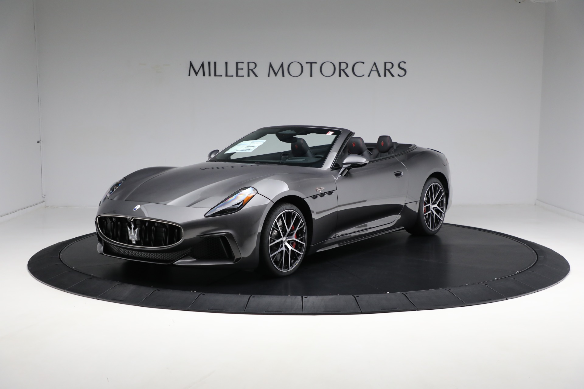 402-449 1/43 マセラティ Gran Cabrio Sport New 2024 Maserati GranCabrio Trofeo For Sale (Special Pricing