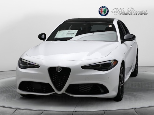 New 2024 Alfa Romeo Giulia Veloce for sale $56,710 at McLaren Greenwich in Greenwich CT 06830 3