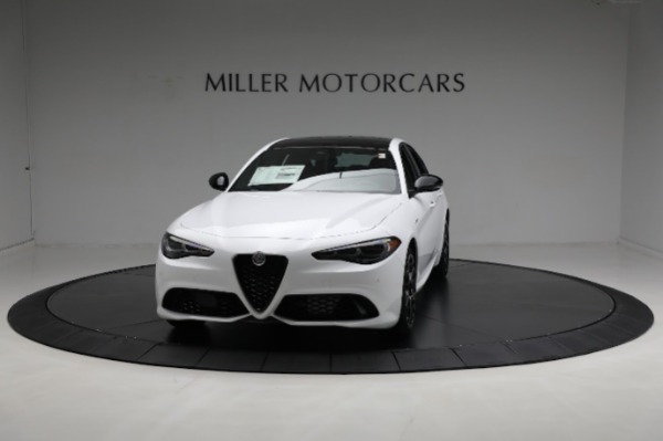 New 2024 Alfa Romeo Giulia Veloce for sale $56,710 at McLaren Greenwich in Greenwich CT 06830 2