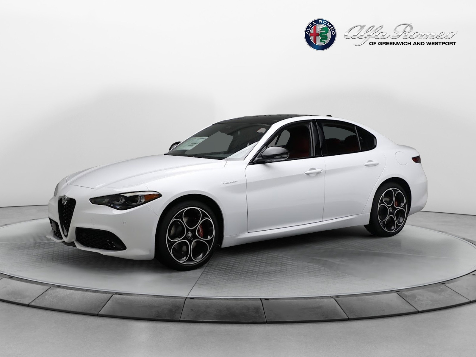 New 2024 Alfa Romeo Giulia Veloce for sale $56,710 at McLaren Greenwich in Greenwich CT 06830 1