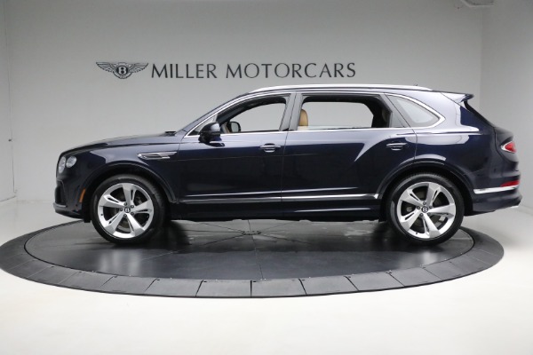 New 2024 Bentley Bentayga EWB V8 for sale $271,585 at McLaren Greenwich in Greenwich CT 06830 4