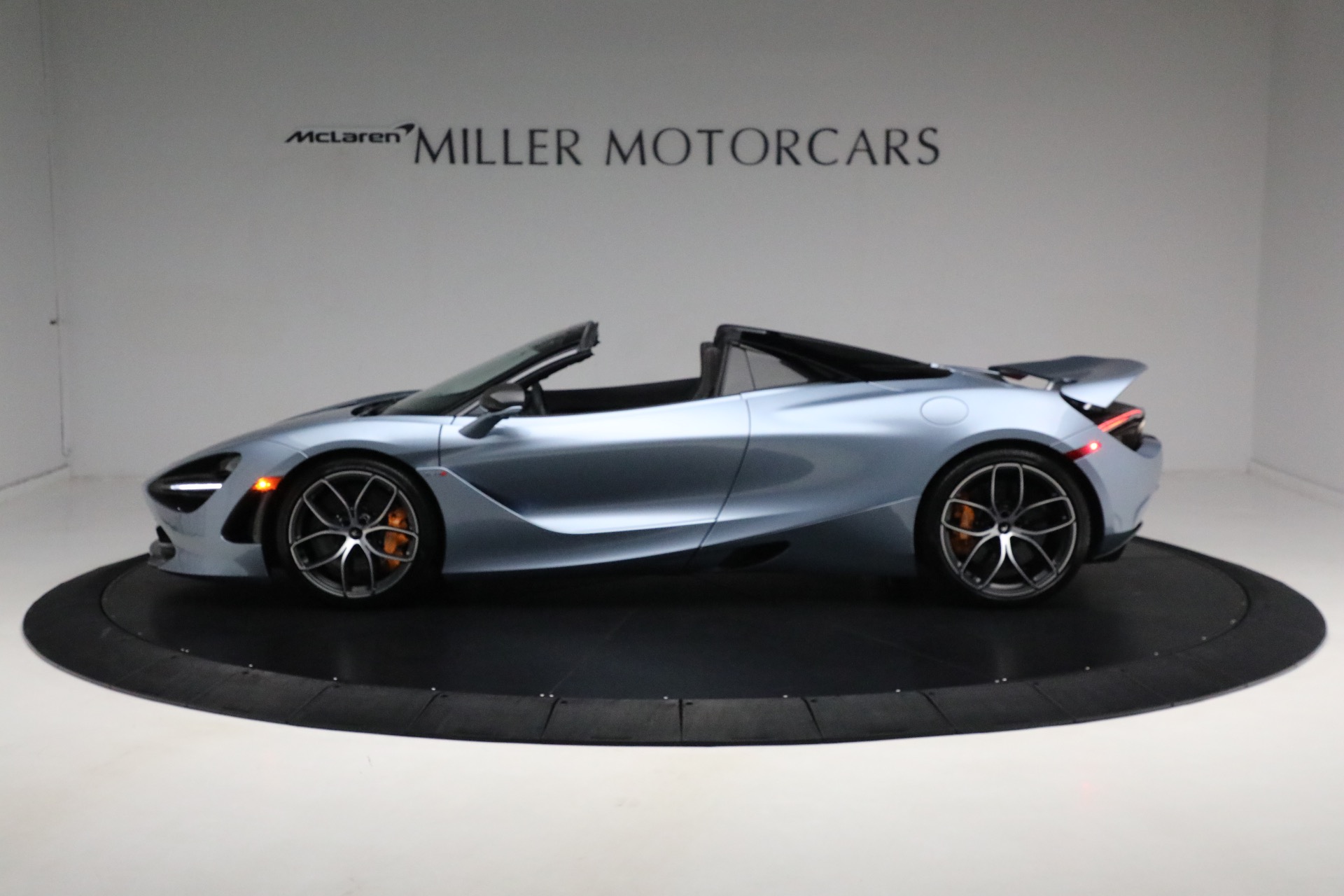 モフリン グレー Used 2018 McLaren 570S Spider MSO Ceramic Grey, Lux Pack, Fabspeed