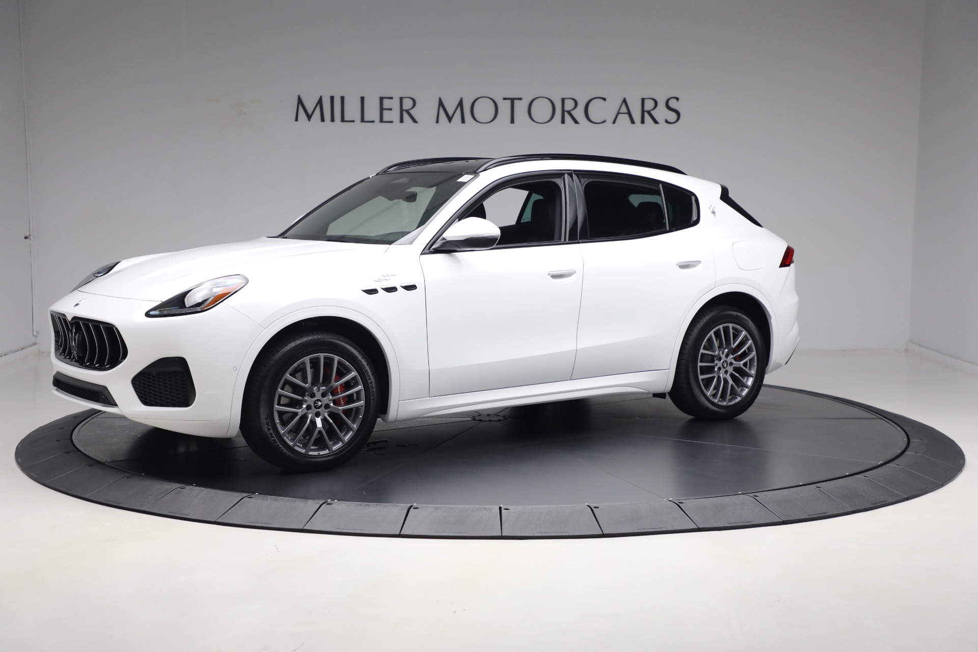 New 2024 Maserati Grecale GT for sale Sold at McLaren Greenwich in Greenwich CT 06830 1
