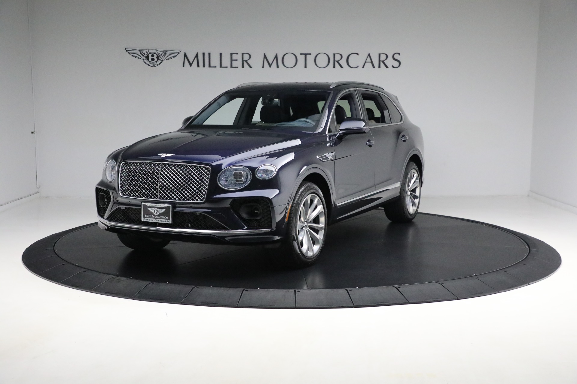 Used 2021 Bentley Bentayga V8 for sale Sold at McLaren Greenwich in Greenwich CT 06830 1
