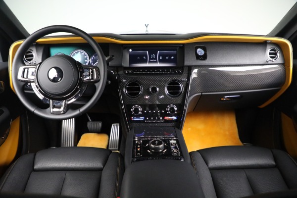 Used 2022 Rolls-Royce Black Badge Cullinan for sale Sold at McLaren Greenwich in Greenwich CT 06830 4
