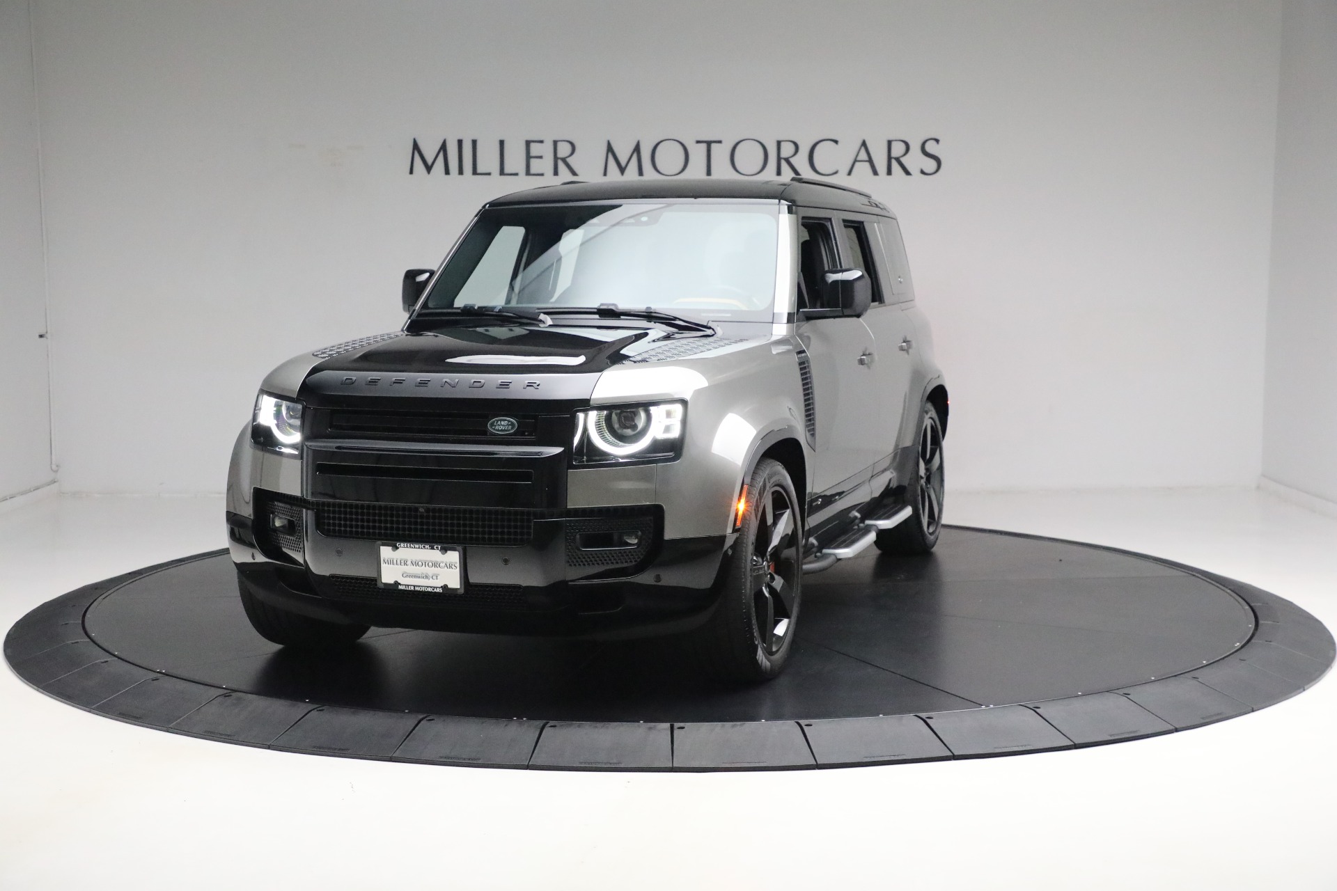 Used 2022 Land Rover Defender 110 X for sale Sold at McLaren Greenwich in Greenwich CT 06830 1