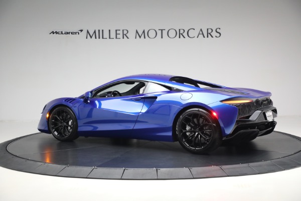 New 2025 McLaren Artura for sale Sold at McLaren Greenwich in Greenwich CT 06830 4