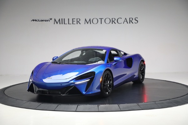 New 2025 McLaren Artura for sale Sold at McLaren Greenwich in Greenwich CT 06830 1